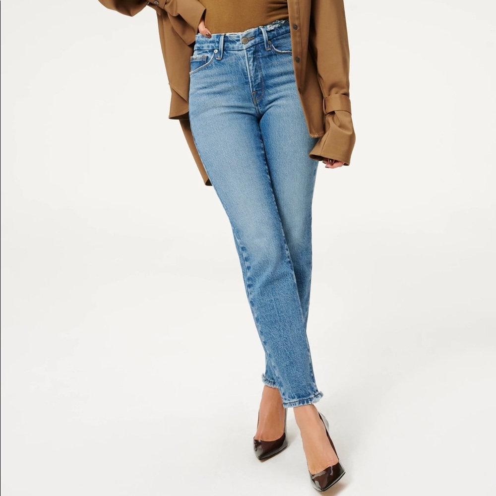 GOOD AMERICAN CLASSIC LOW WAIST FRAY - SIZE 4